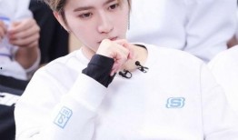 蔡徐坤娱乐吃瓜图片,揭秘明星幕后生活