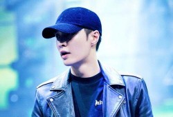 娱乐吃瓜爆料 张艺兴,娱乐圈的“吃瓜”焦点，揭秘他的成长与蜕变