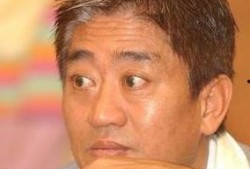 柯受良吃瓜看娱乐圈,吃瓜看娱乐圈，揭秘明星幕后故事