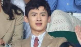 娱乐吃瓜酱白敬亭,娱乐吃瓜界的“瓜王”